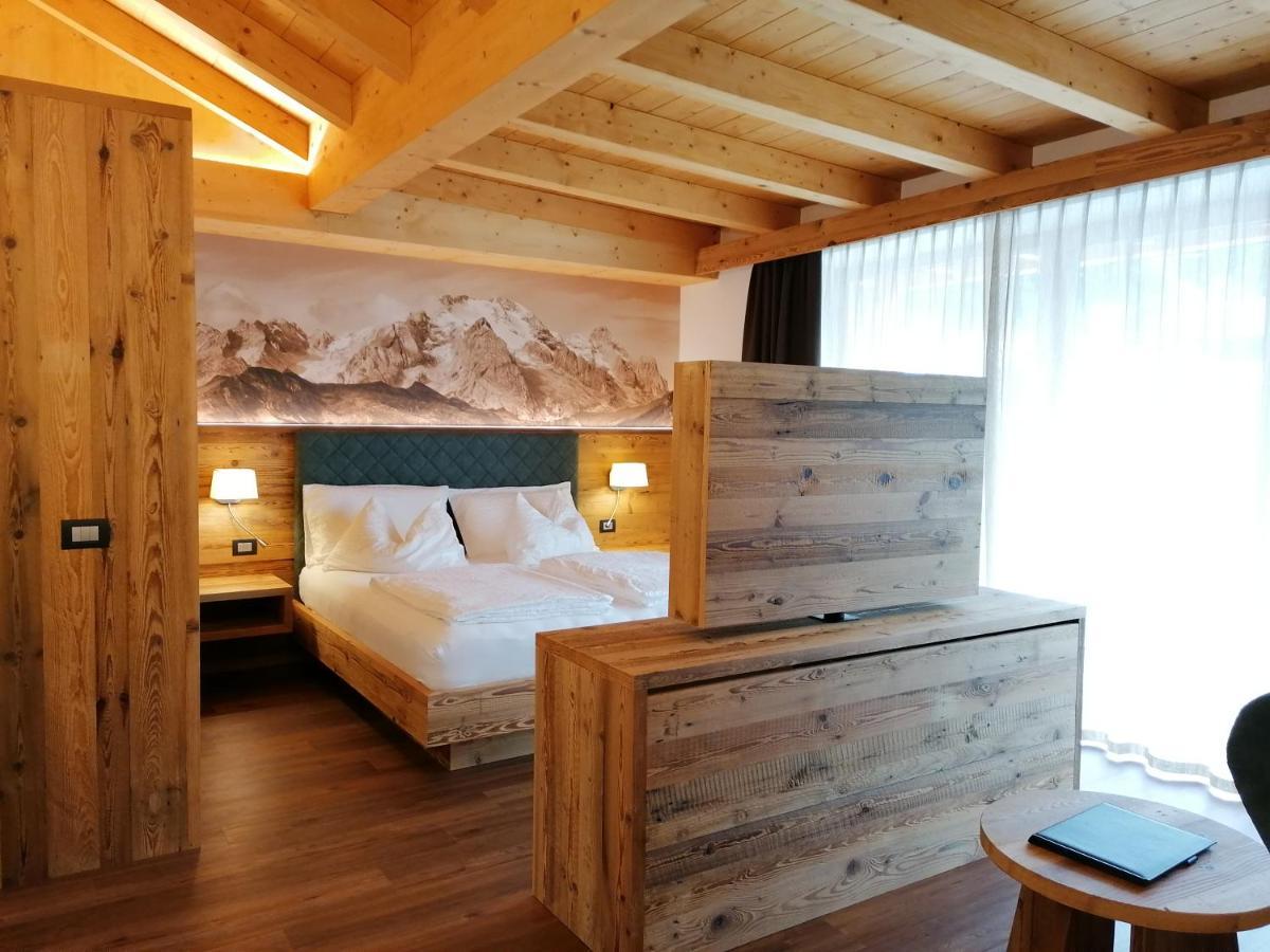 Dolomites B&B - Suites, Apartments And Spa Tesero Εξωτερικό φωτογραφία