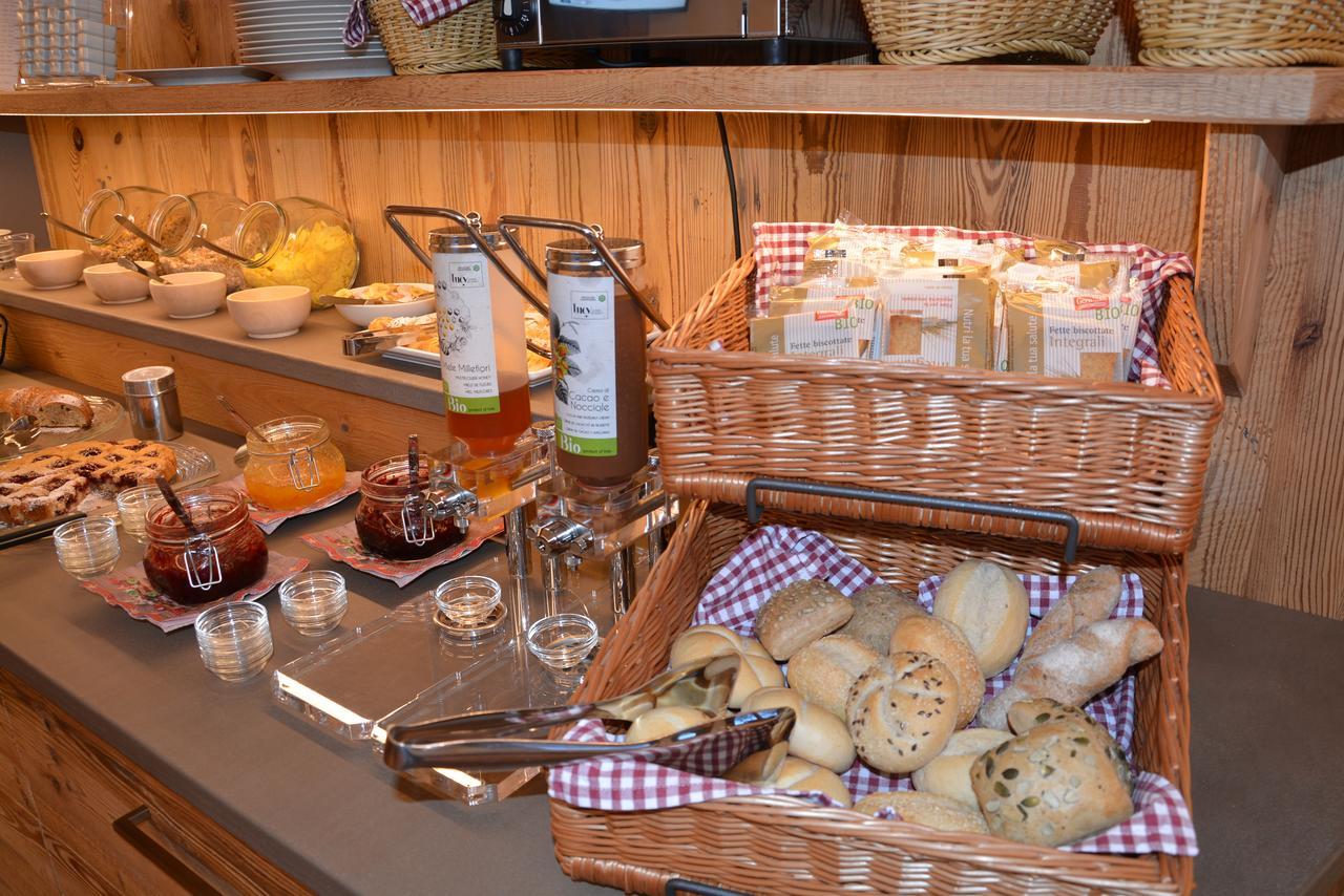 Dolomites B&B - Suites, Apartments And Spa Tesero Εξωτερικό φωτογραφία